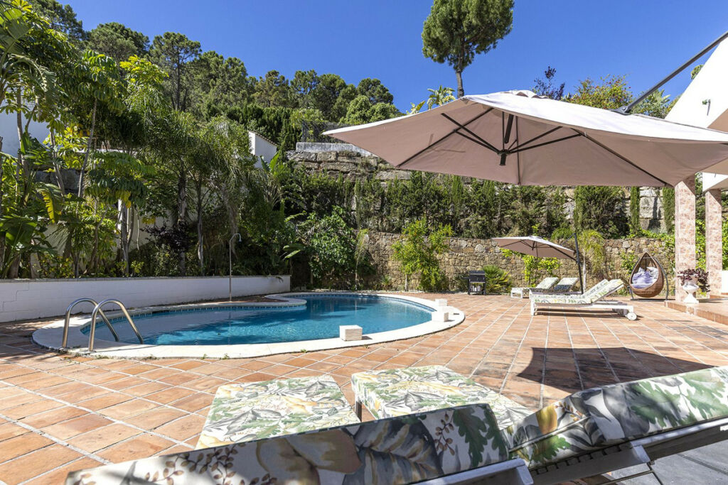 Detached Villa Benahavís Málaga - image 7