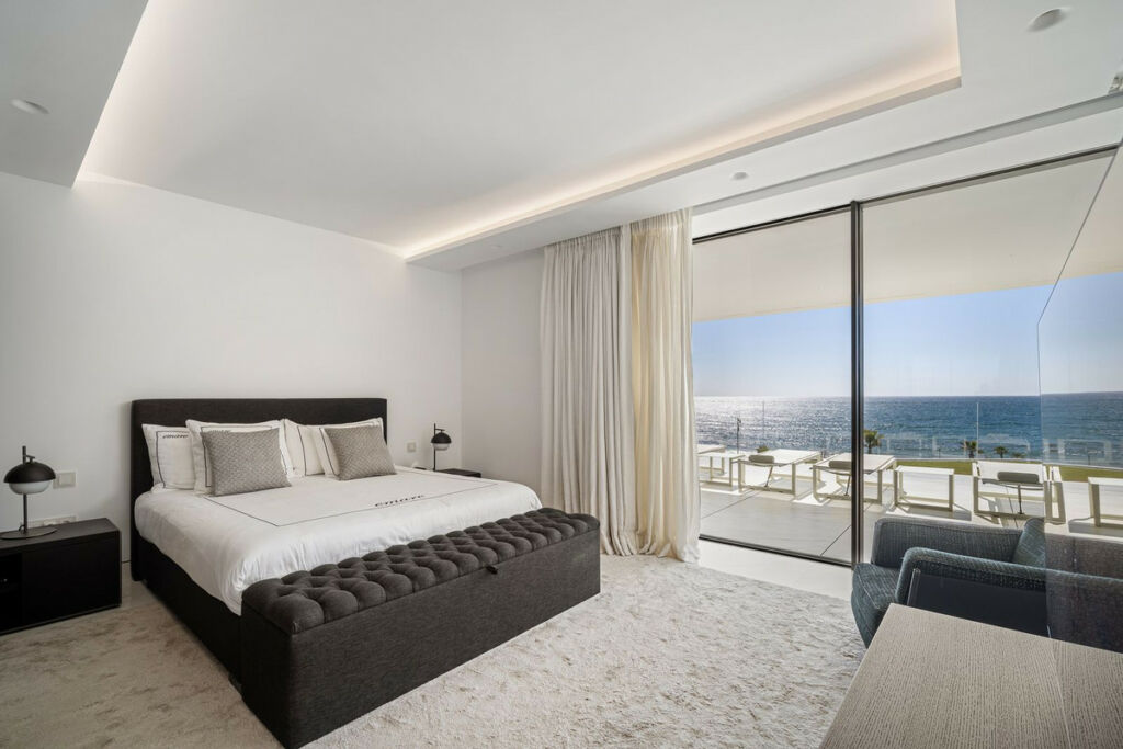 Middle Floor Apartment Estepona Málaga - image 7