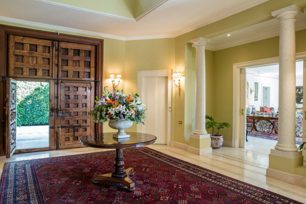 Detached Villa Los Monteros Málaga - image 7