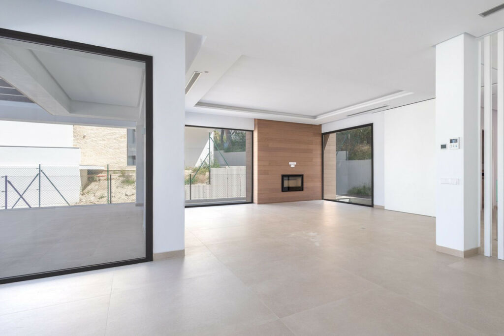 Detached Villa The Golden Mile Málaga - image 7