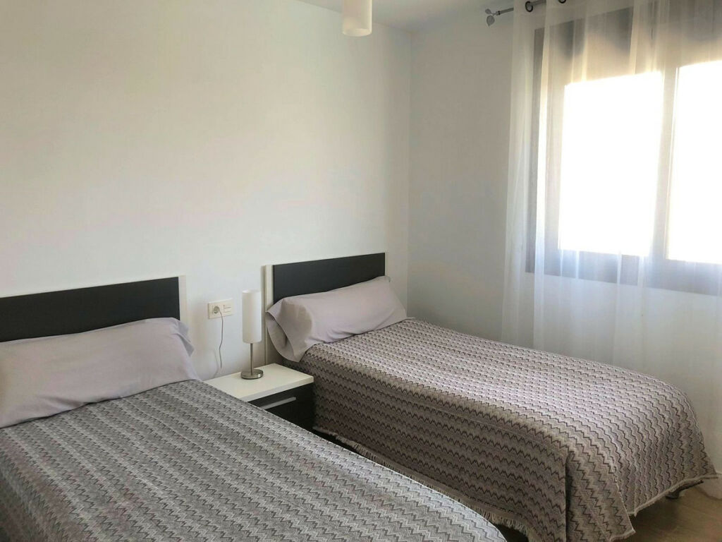 Middle Floor Apartment Gran Alacant Alicante - image 6