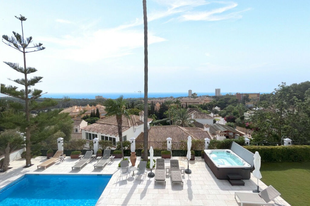 Detached Villa Elviria Málaga - image 71