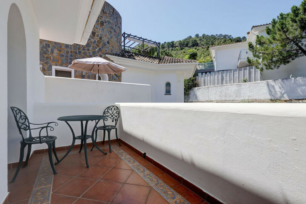 Detached Villa Benahavís Málaga - image 73