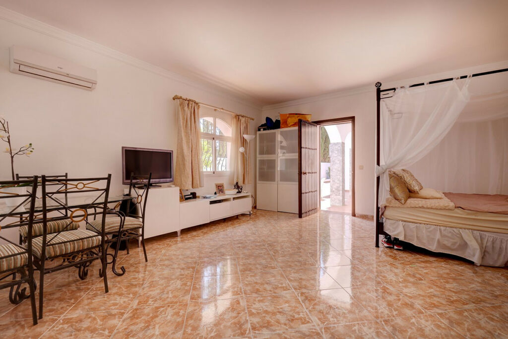 Detached Villa Benahavís Málaga - image 76