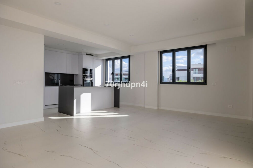 Ground Floor Apartment Casares Málaga - image 8