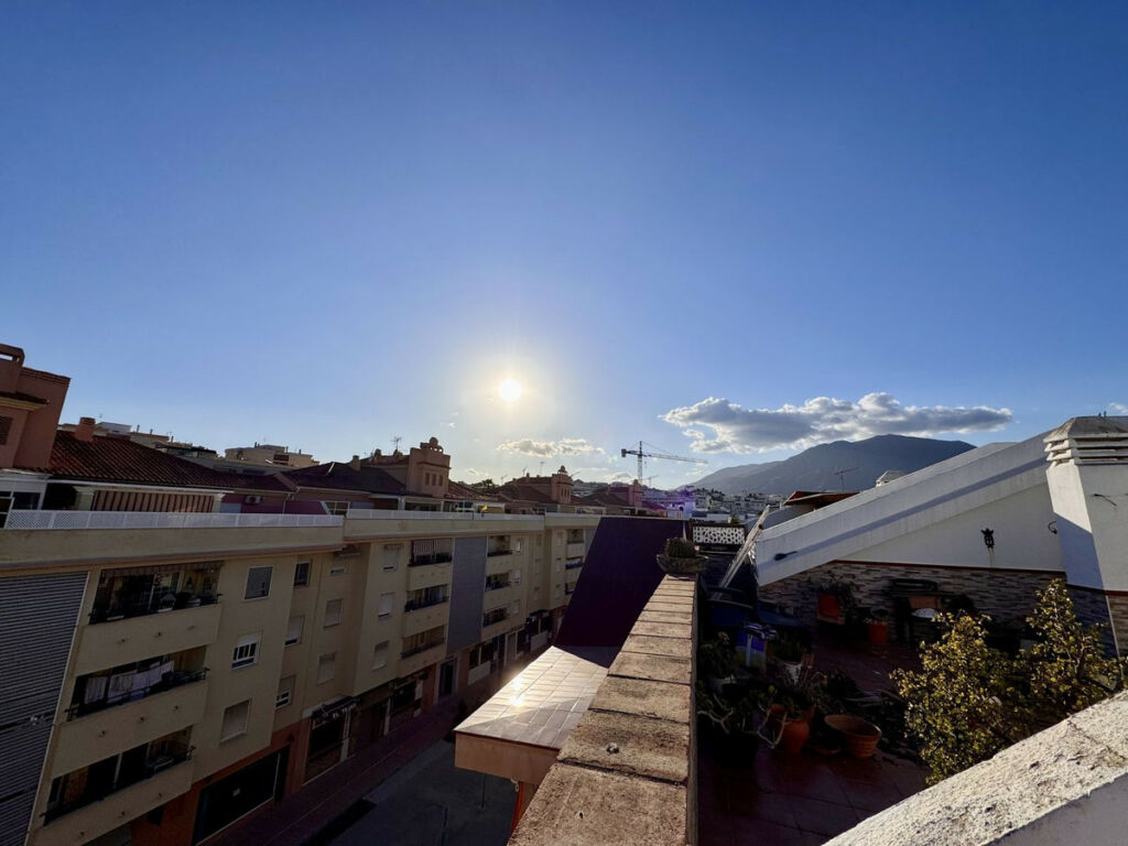 Penthouse Duplex Estepona Málaga - image 8