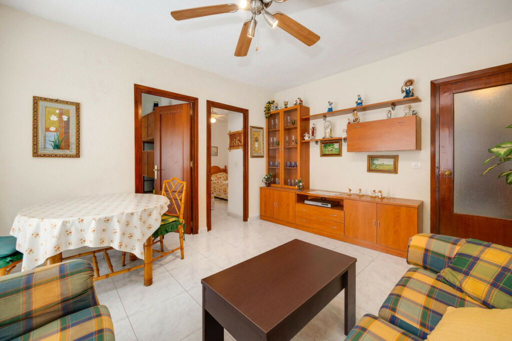 Middle Floor Apartment Playa Del Cura Alicante - image 8
