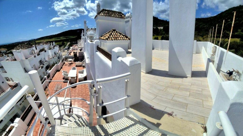 Penthouse Duplex Valle Romano Málaga - image 8