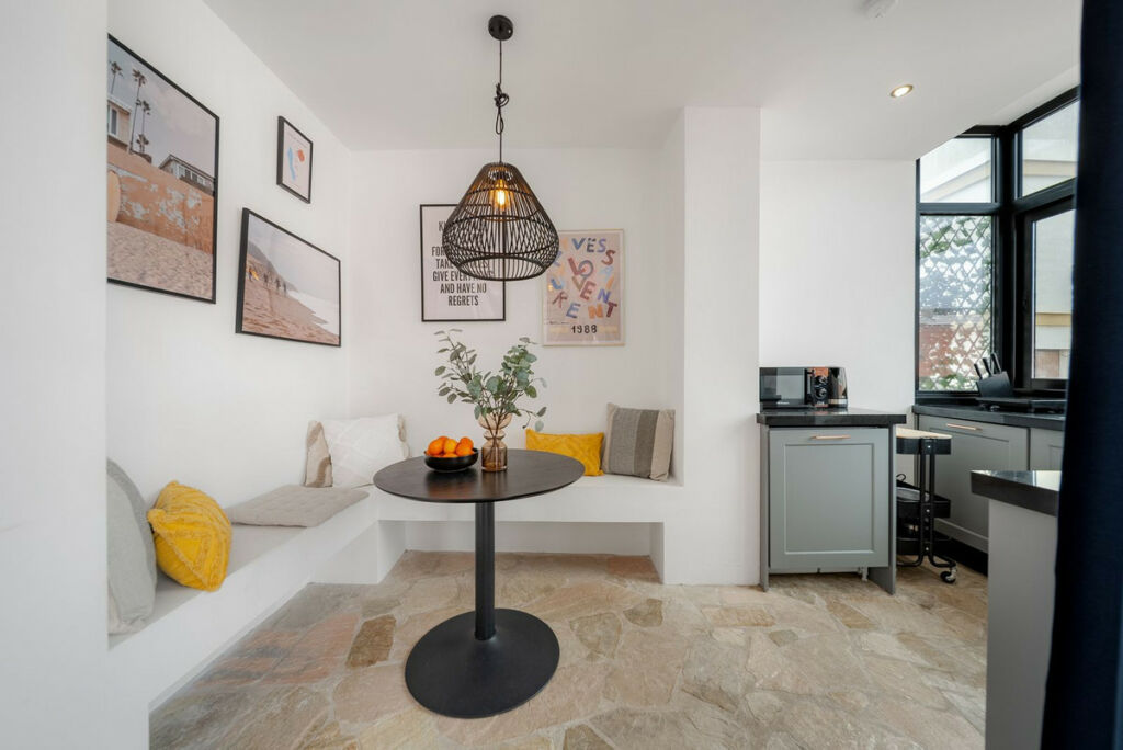 Top Floor Apartment Fuengirola Málaga - image 9
