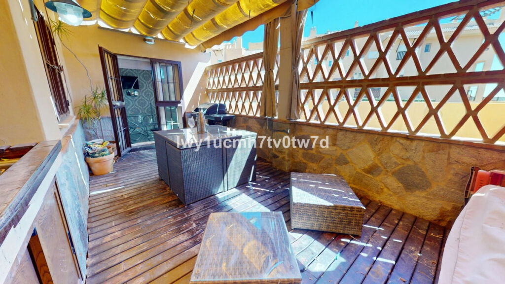 Ground Floor Apartment Cala del Moral Málaga - image 7