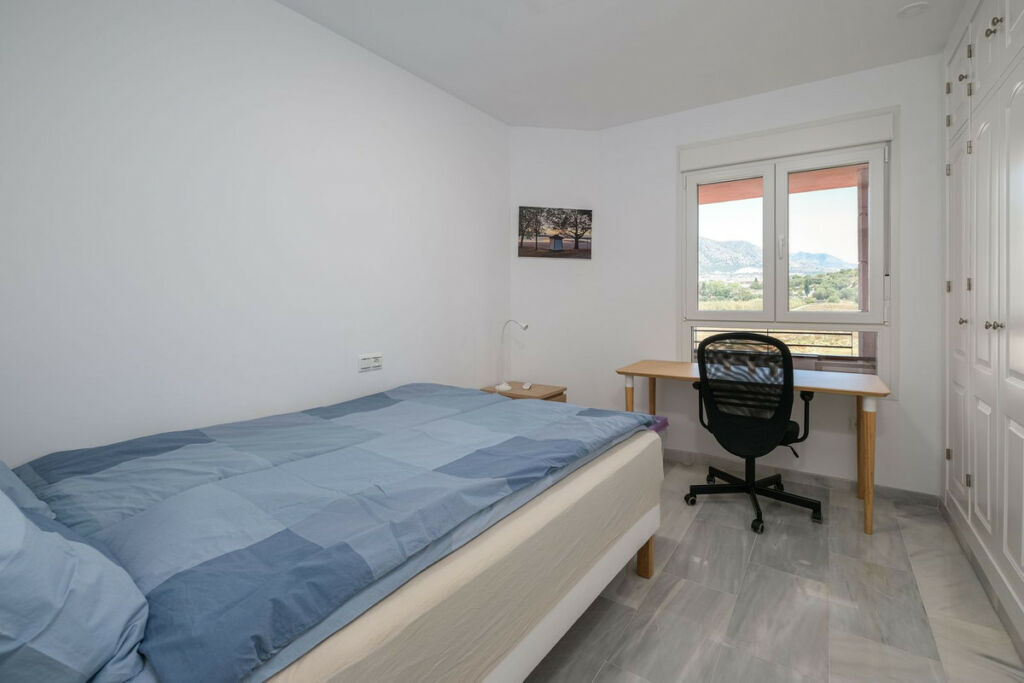 Penthouse Los Boliches Málaga - image 8