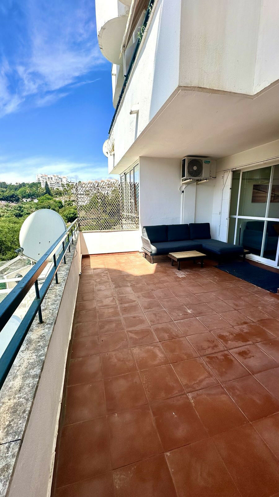 Ground Floor Apartment Riviera del Sol Málaga - image 8