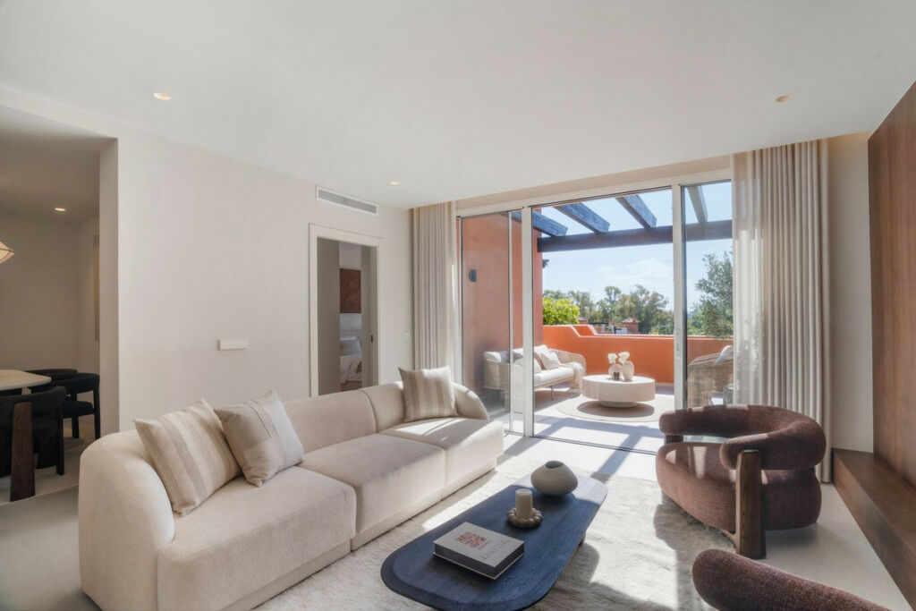 Penthouse Duplex Nueva Andalucía Málaga - image 8