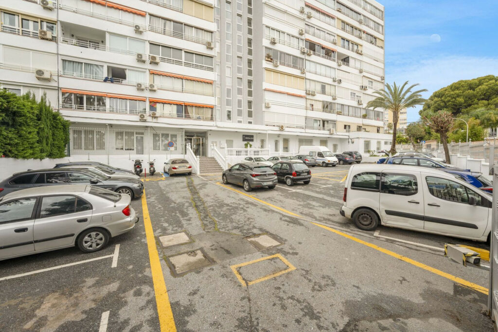 Ground Floor Apartment Benalmadena Costa Málaga - image 8