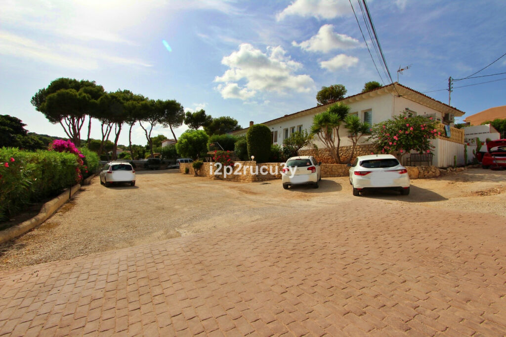 Detached Villa Moraira Alicante - image 8