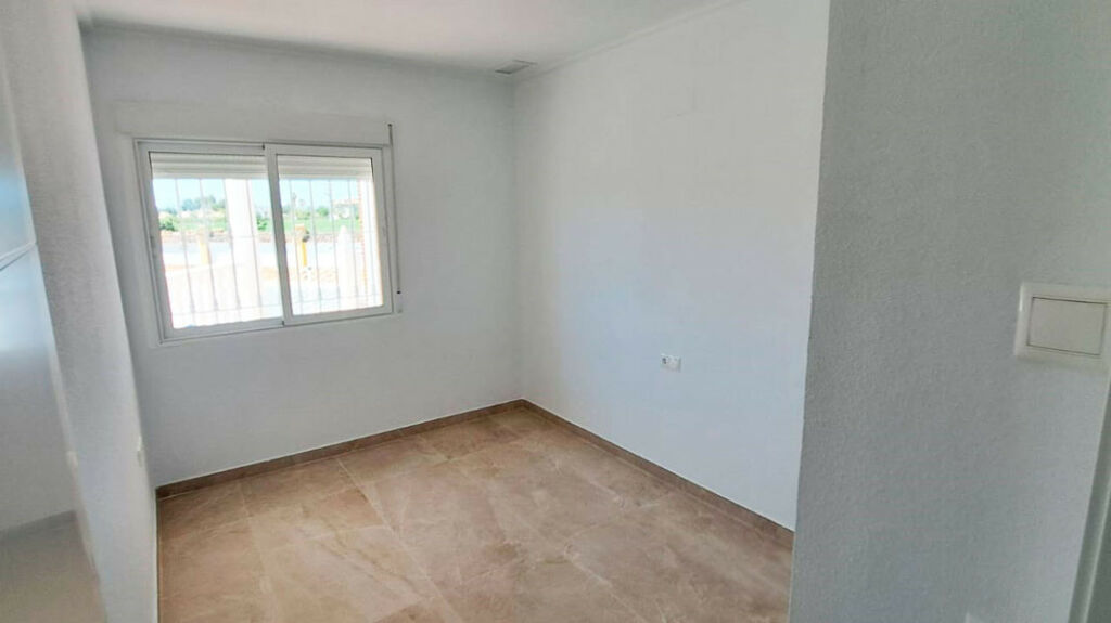 Detached Villa Catral Alicante - image 8