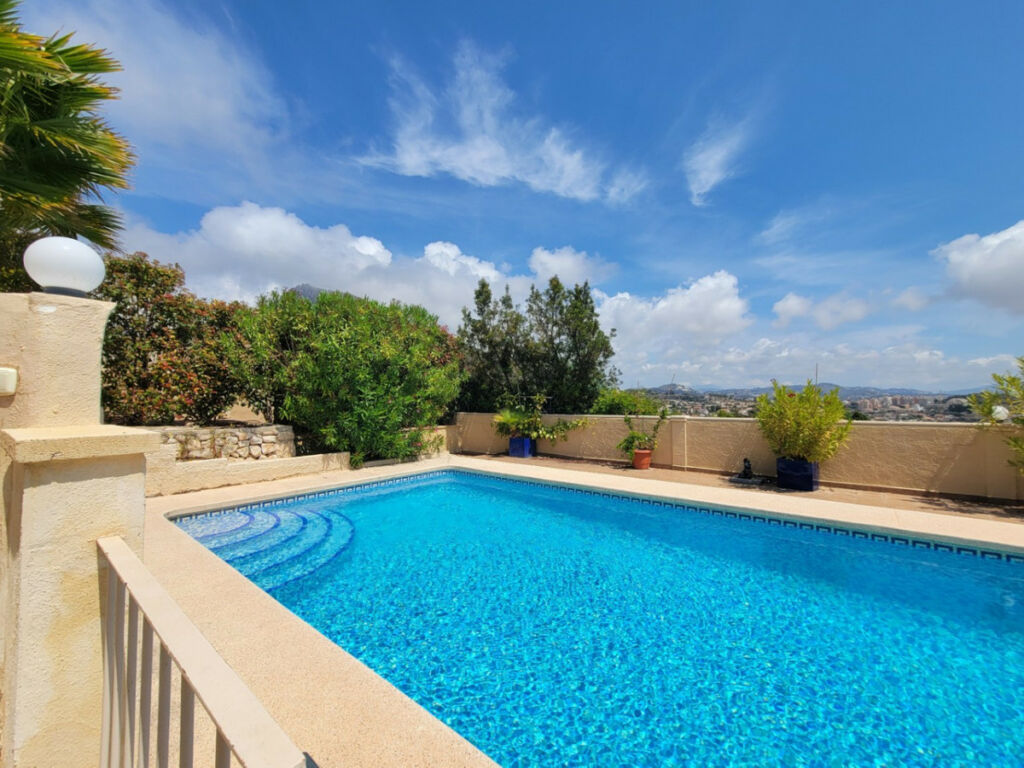 Detached Villa Calpe Alicante - image 8