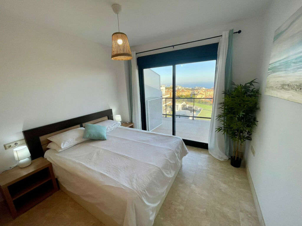 Middle Floor Apartment Riviera del Sol Málaga - image 9