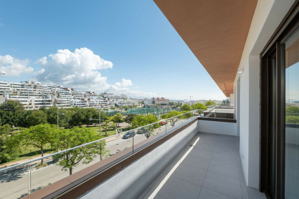 Middle Floor Apartment Estepona Málaga - image 12