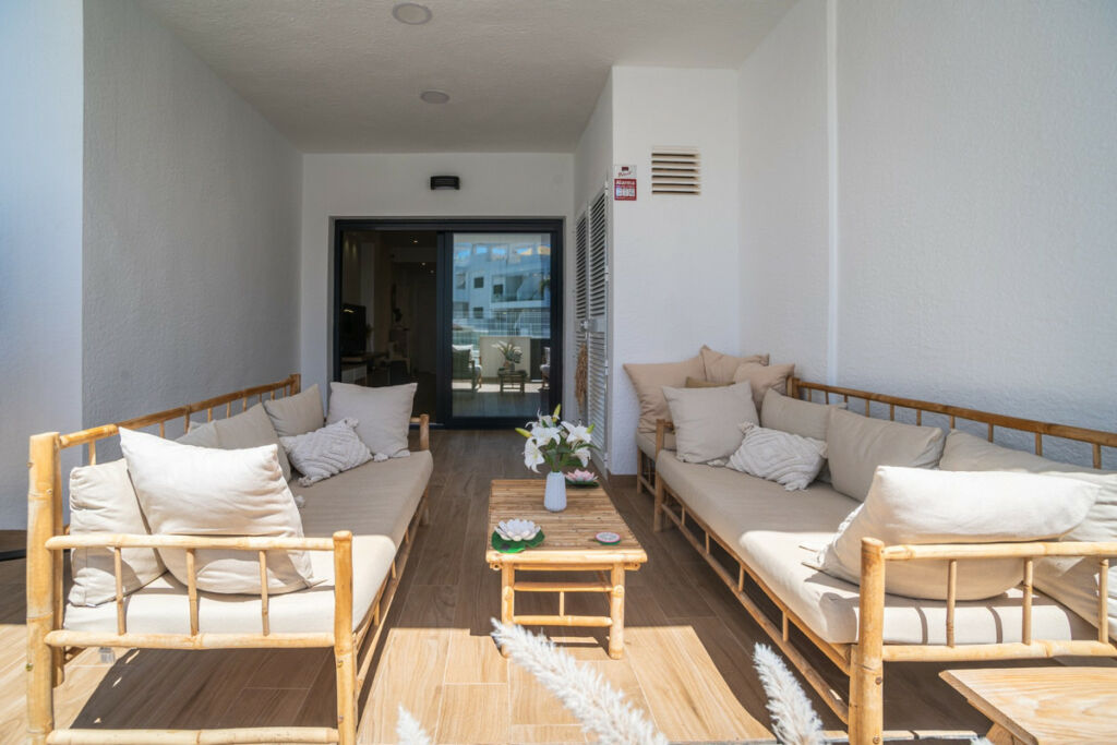 Ground Floor Apartment Torrevieja Alicante - image 8