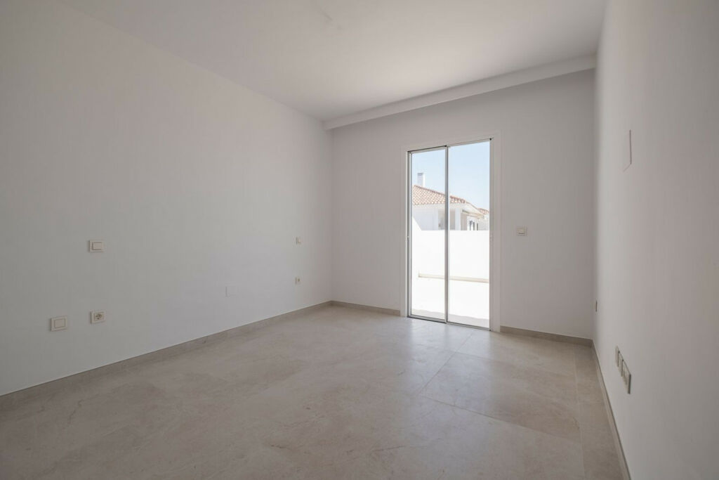 Penthouse Miraflores Málaga - image 8