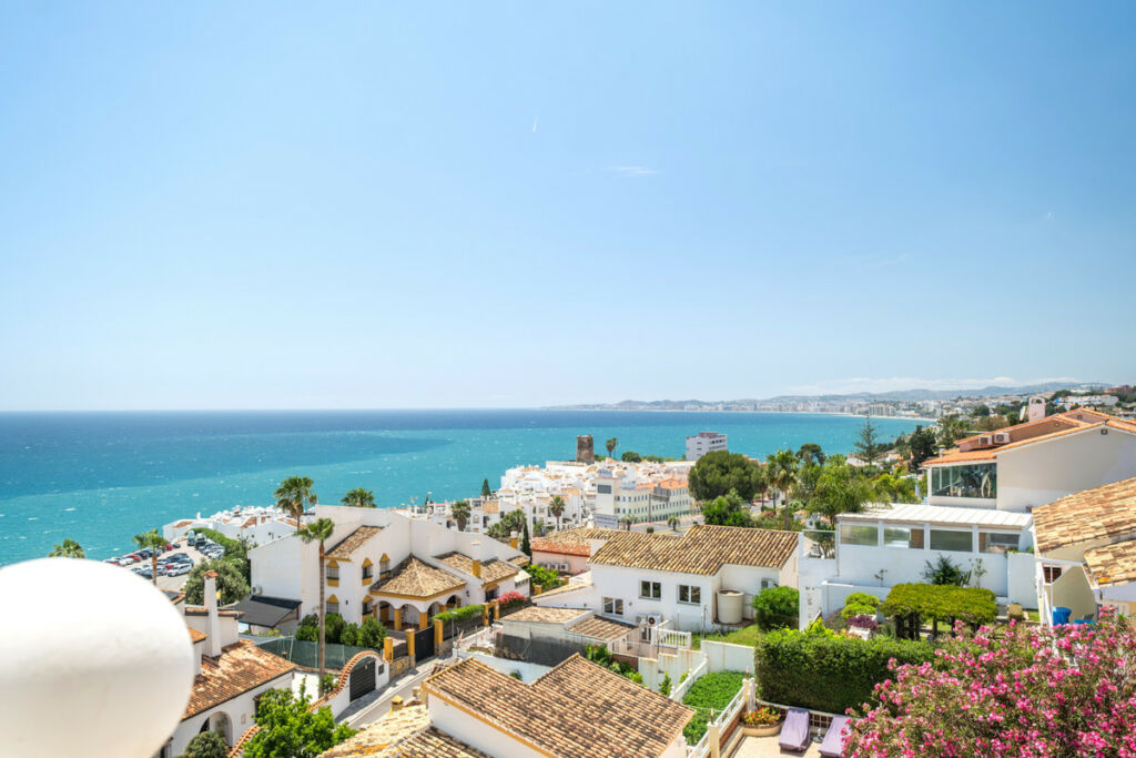 Detached Villa Benalmadena Málaga - image 8