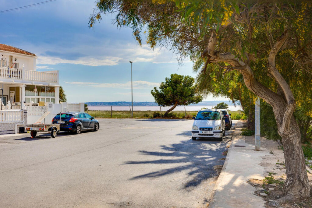 Duplex Torrevieja Alicante - image 8