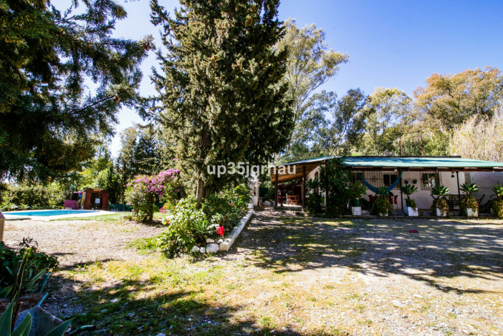 Detached Villa Gaucín Málaga - image 7