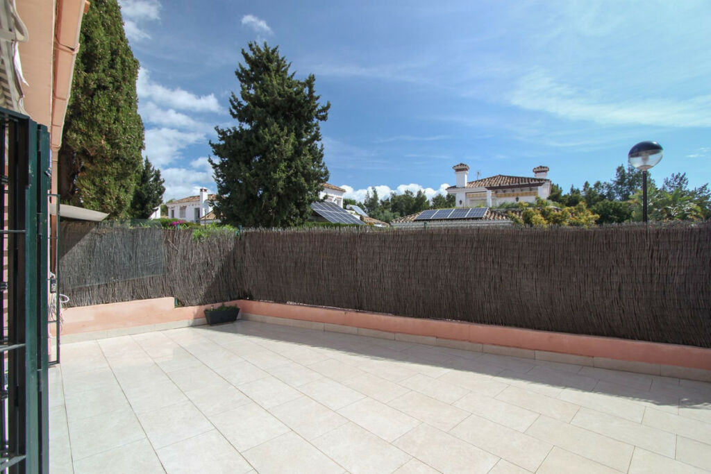 Ground Floor Apartment Guadalmina Alta Málaga - image 13