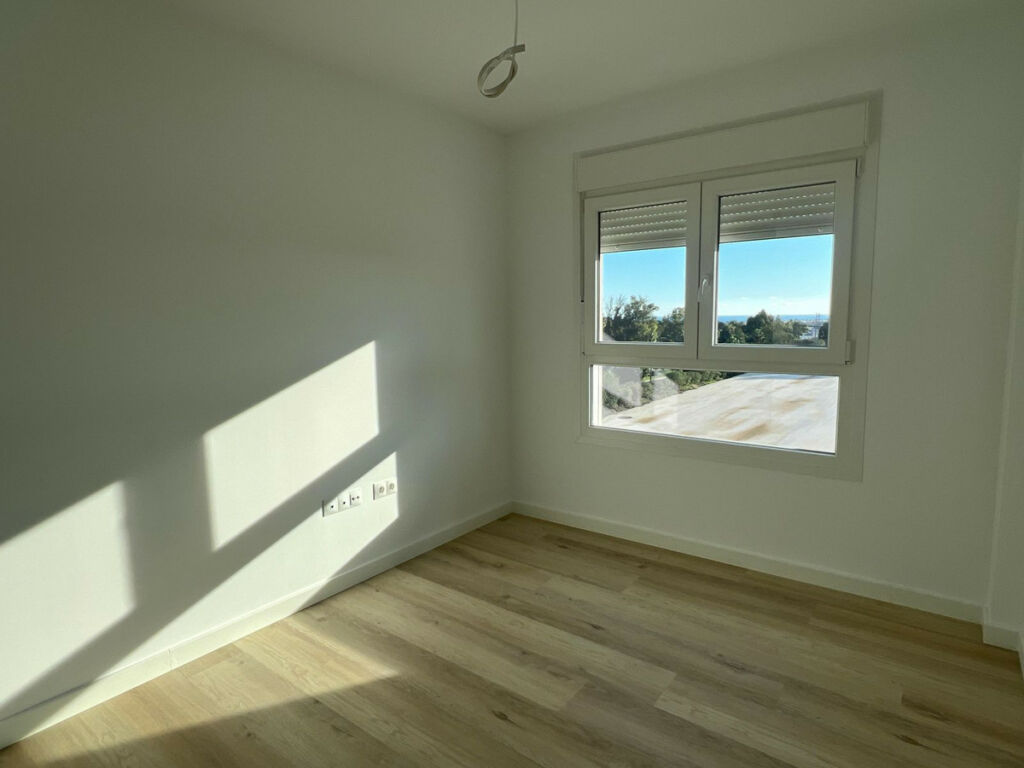 Middle Floor Apartment Marbella Málaga - image 8