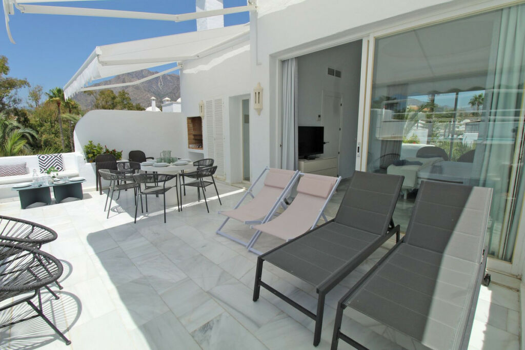 Penthouse Duplex The Golden Mile Málaga - image 8