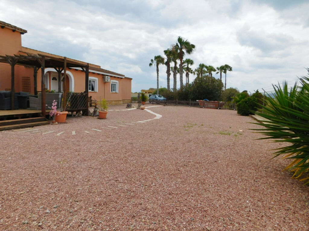 Detached Villa Dolores Alicante - image 8