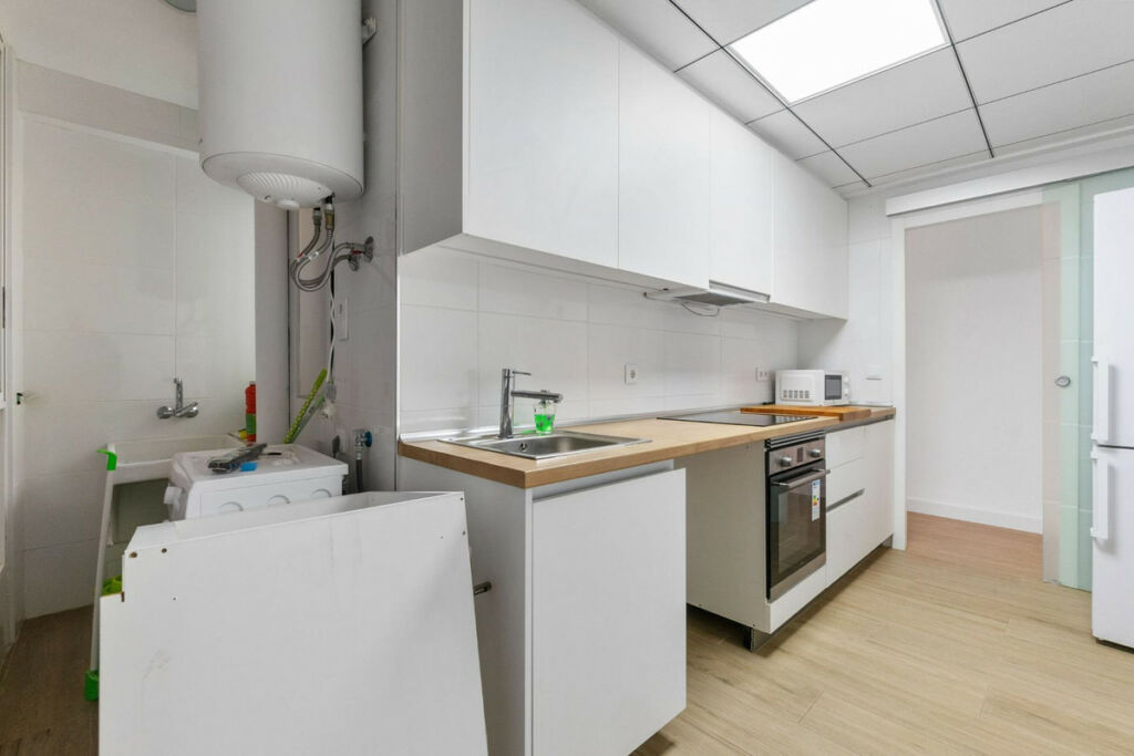 Middle Floor Apartment Playa Del Cura Alicante - image 8