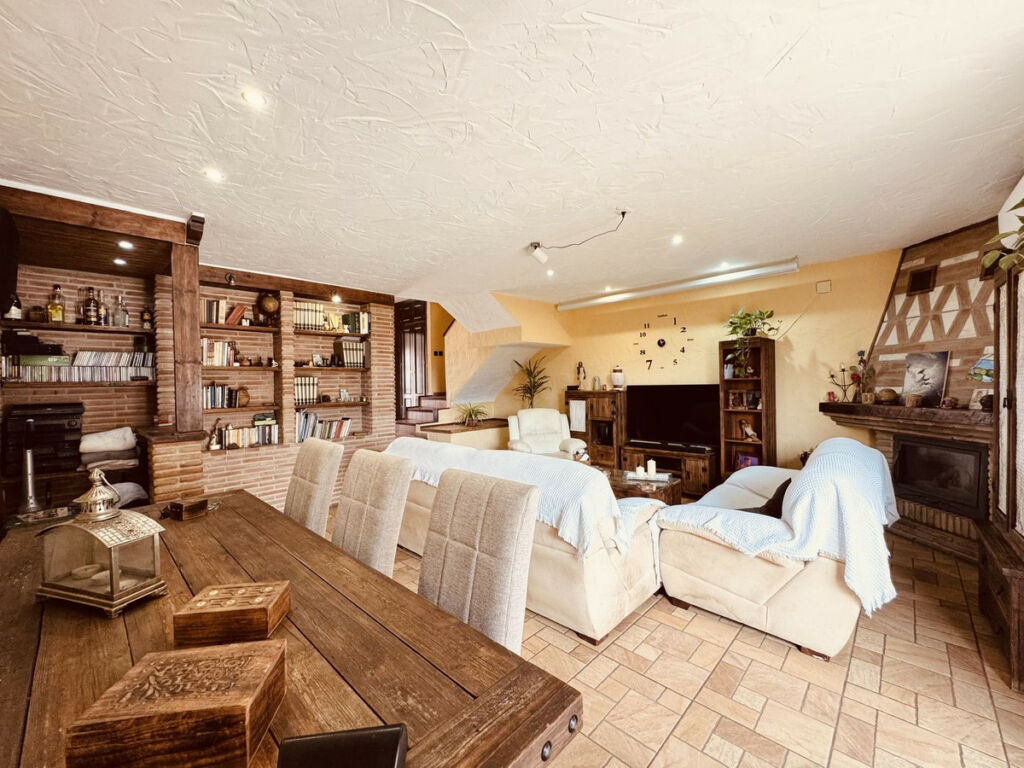 Townhouse Casares Playa Málaga - image 8