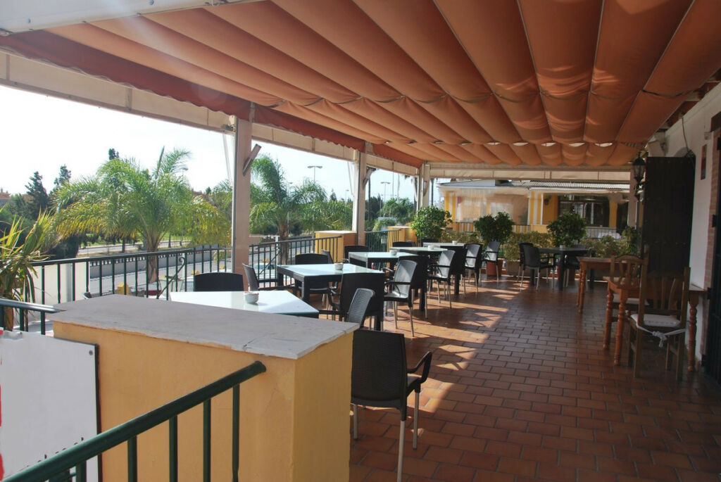 Restaurant New Golden Mile Málaga - image 8