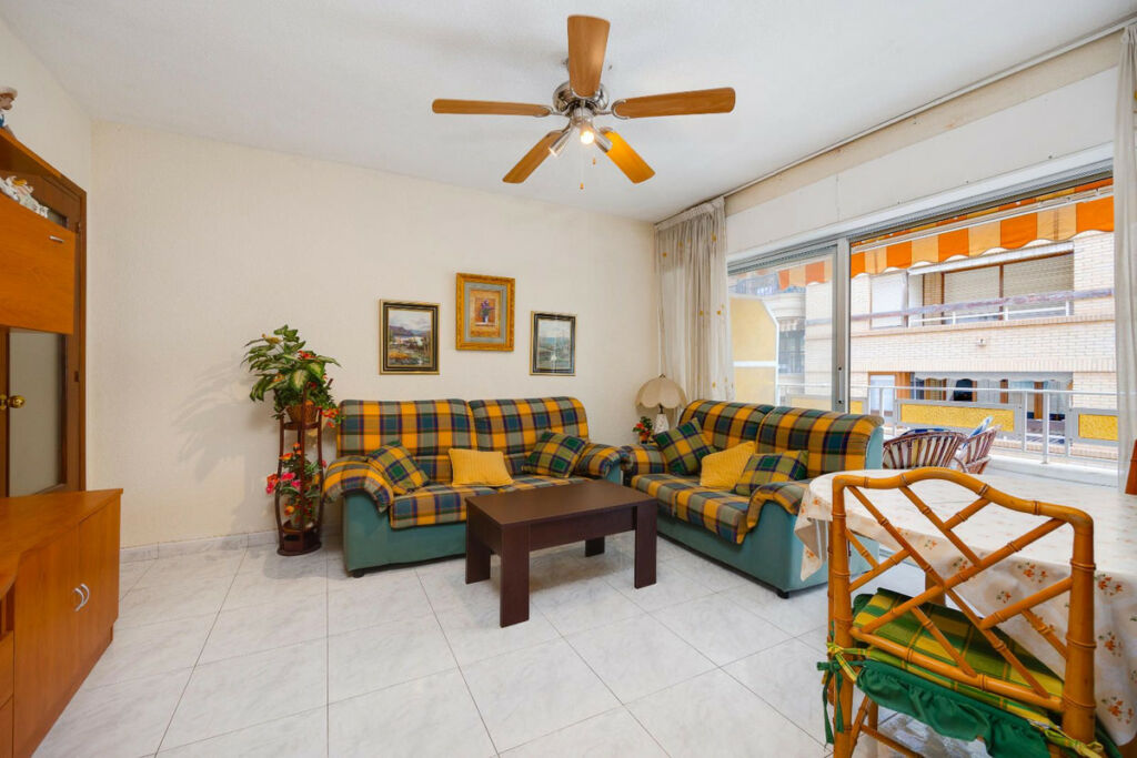 Middle Floor Apartment Playa Del Cura Alicante - image 9