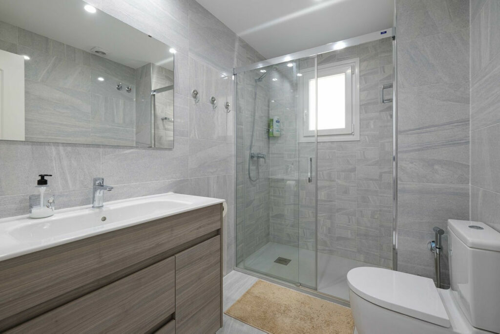 Penthouse Los Boliches Málaga - image 9