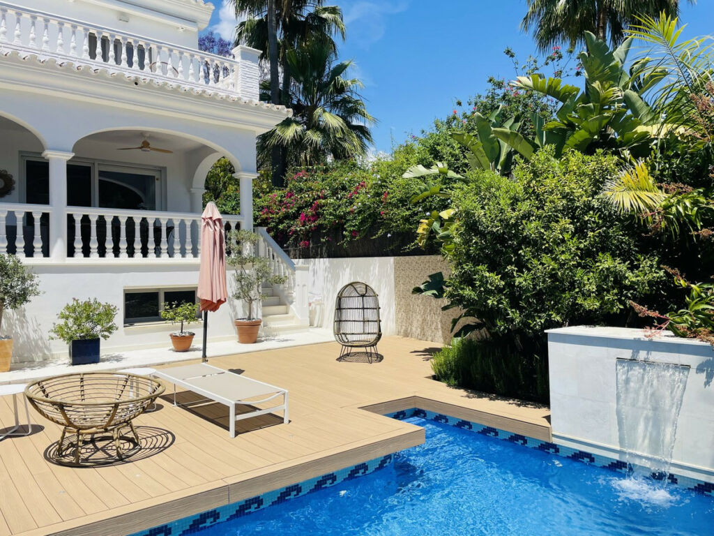 Detached Villa Nagüeles Málaga - image 9