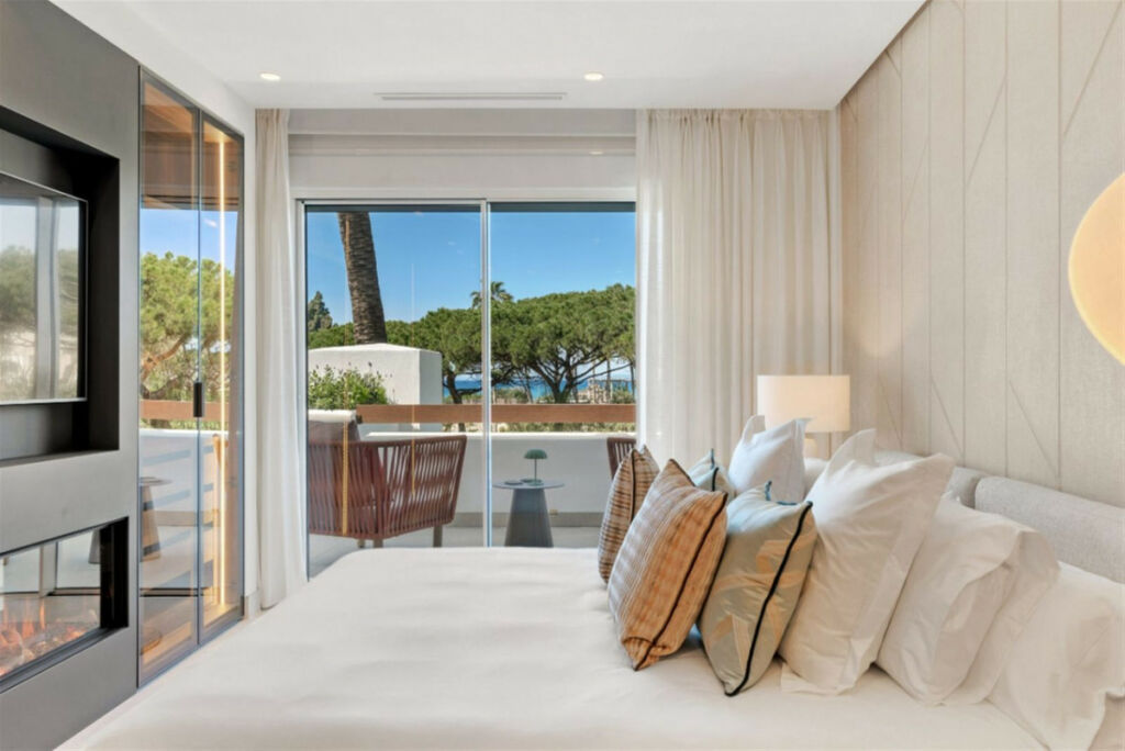 Middle Floor Apartment Los Monteros Málaga - image 9