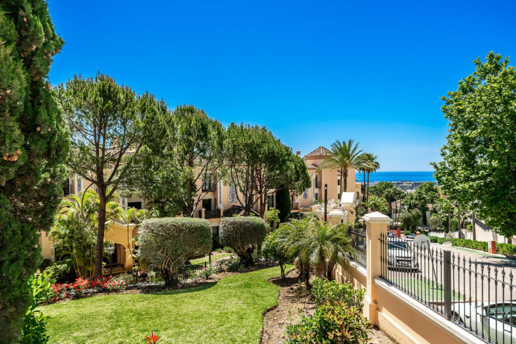 Ground Floor Apartment La Quinta Málaga - image 9