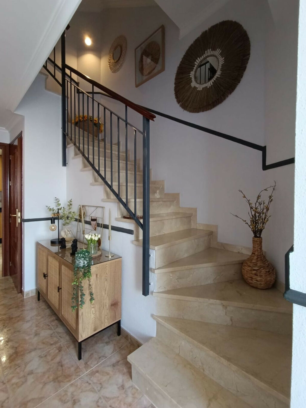 Townhouse Fuengirola Málaga - image 9