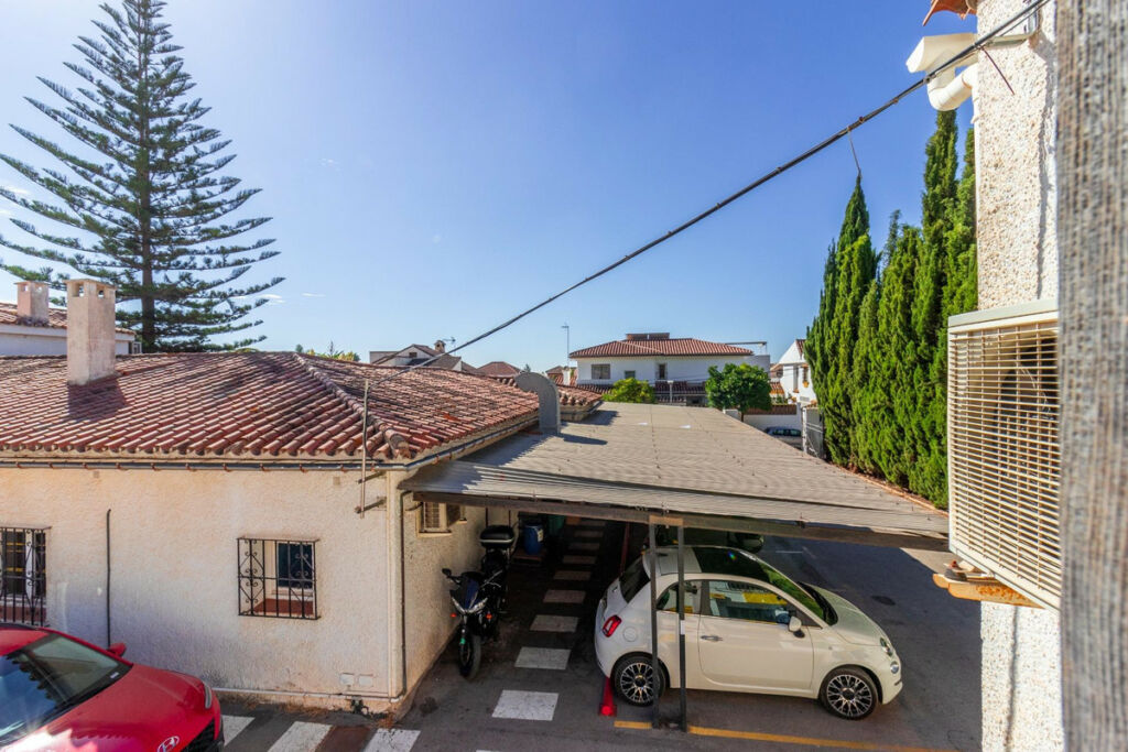 Detached Villa Marbella Málaga - image 9