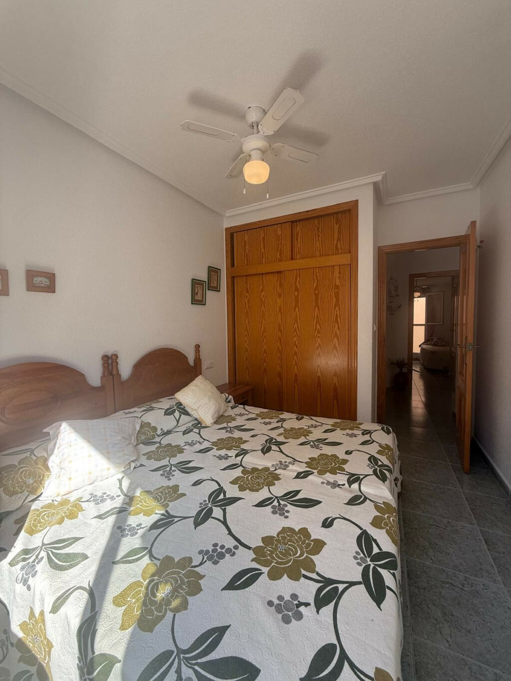 Middle Floor Apartment Torrevieja Alicante - image 9