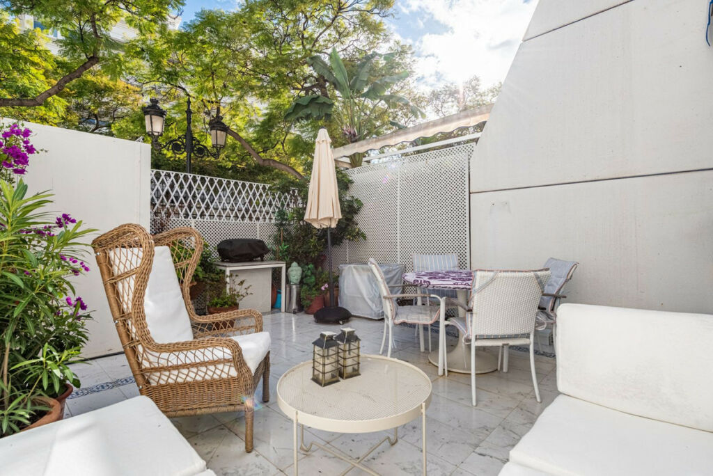 Duplex Marbella Málaga - image 9