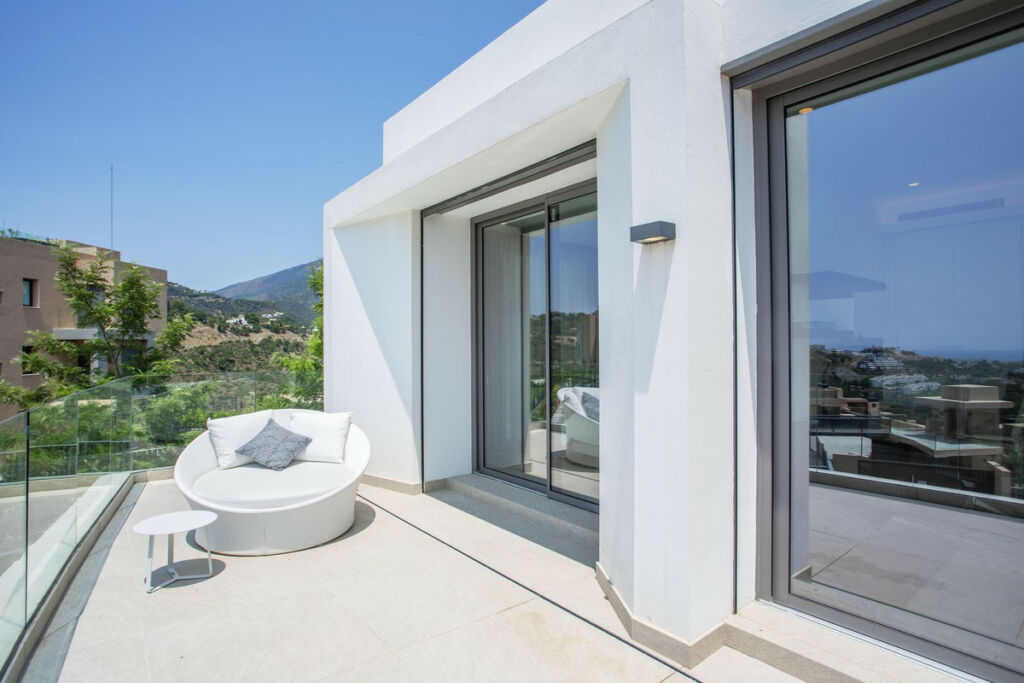Penthouse La Quinta Málaga - image 9