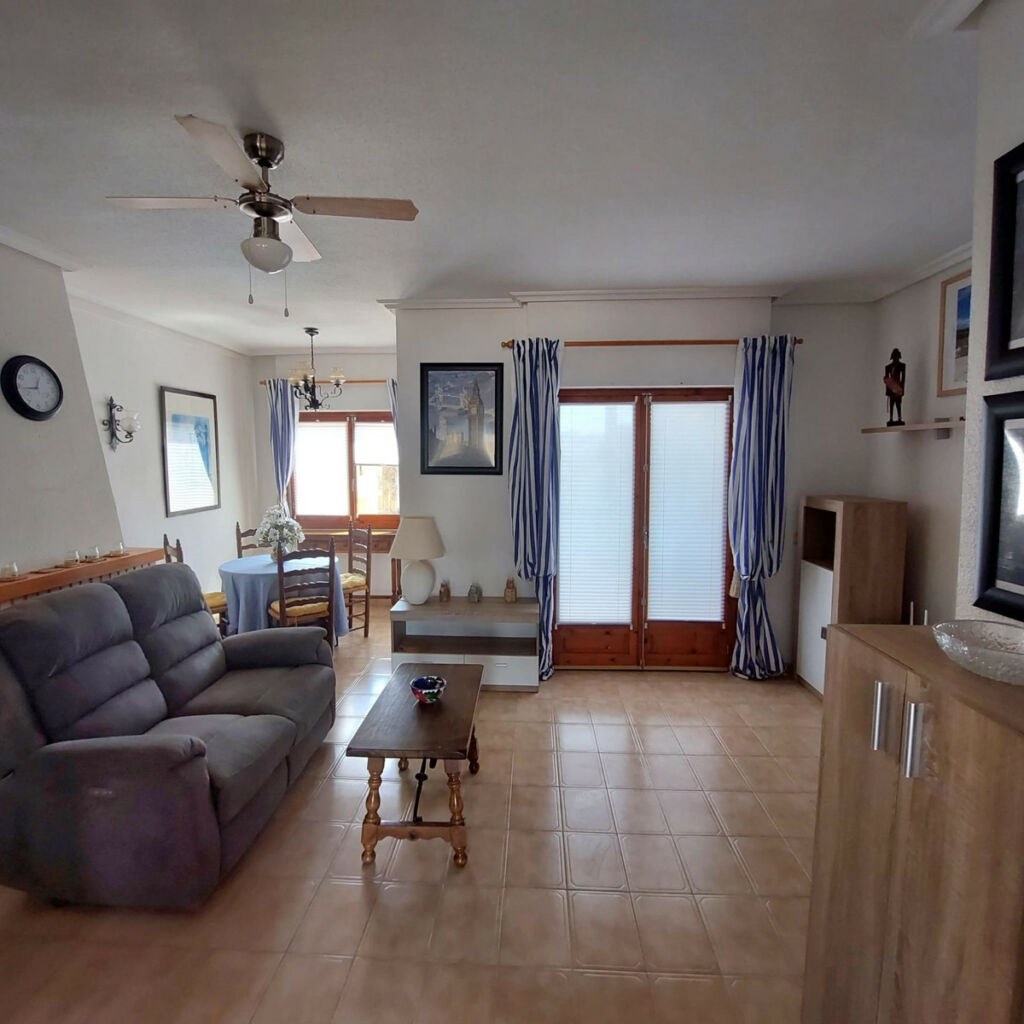 Middle Floor Apartment Punta Prima Alicante - image 9