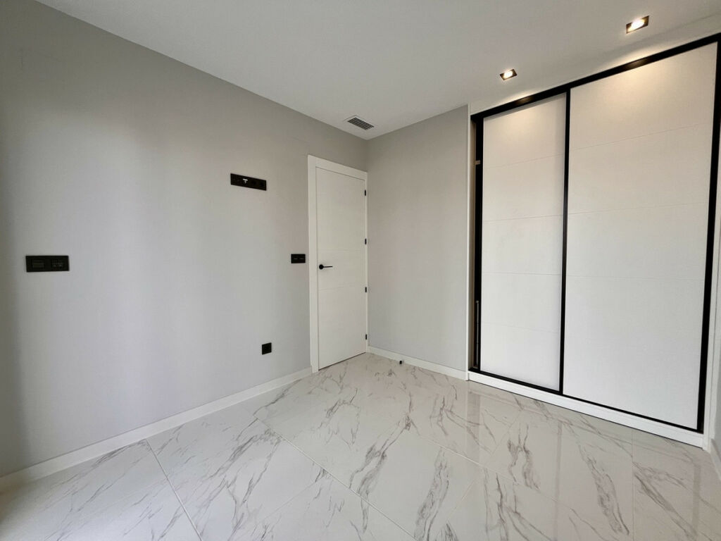 Ground Floor Apartment Playa Flamenca Alicante - image 9