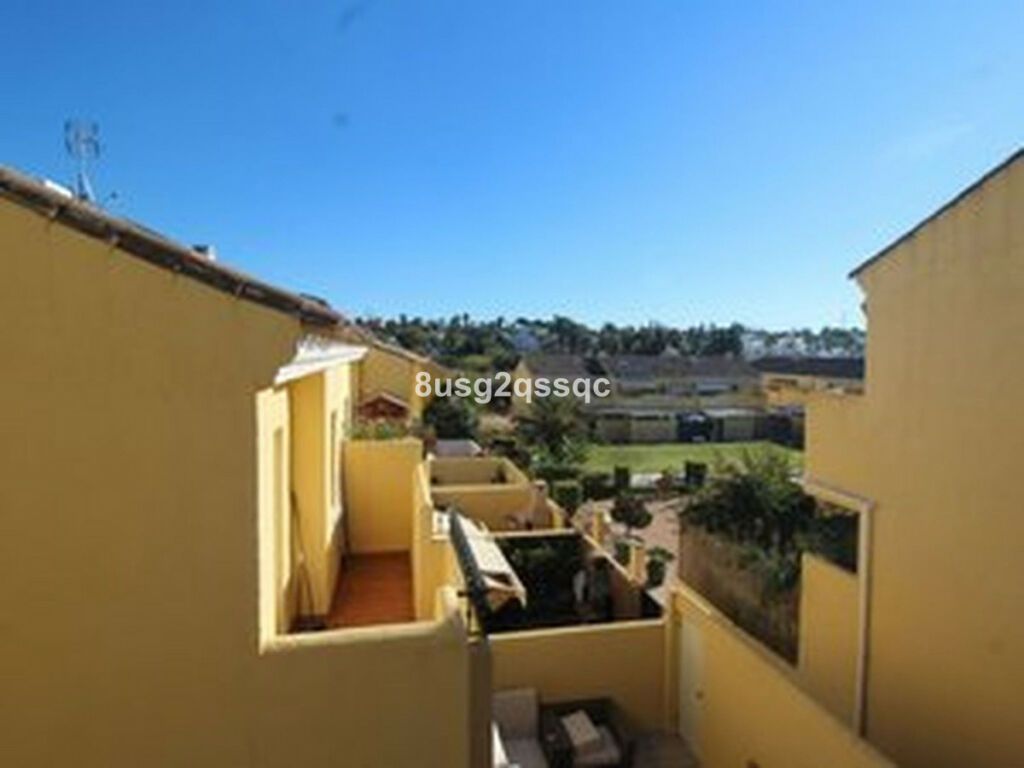 Semi-Detached House Estepona Málaga - image 24