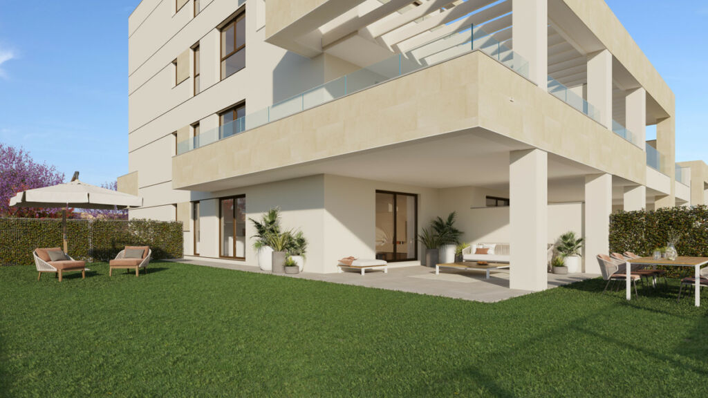 Middle Floor Apartment Estepona Málaga - image 9