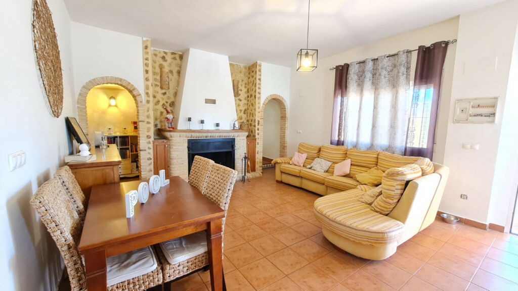 Detached Villa La Romana Alicante - image 9